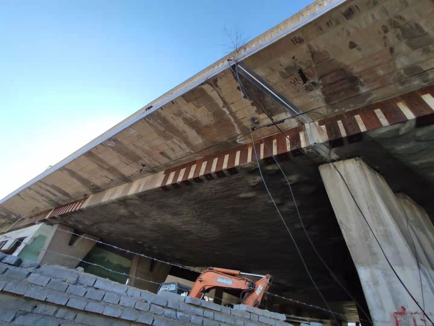 润州桥梁粘钢加固的四大特性
